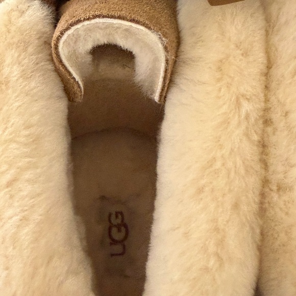 UGG Kallen Platform Boots Booties Tan Suede Soft & Cozy New in Box!! - Picture 11 of 12